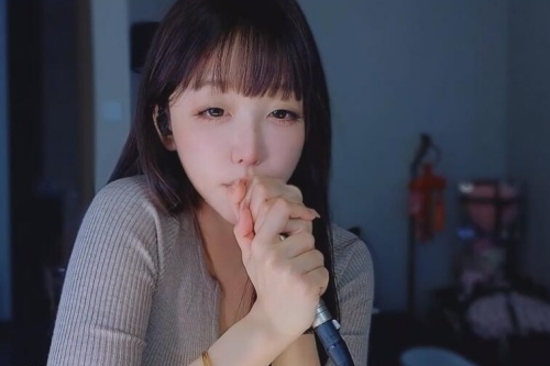 微博图里的温馨声,苏恩惠的声音疗愈艺术
