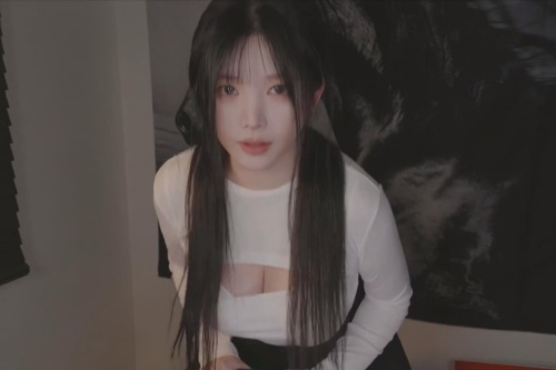 一酱33超火,声音中的深夜故事